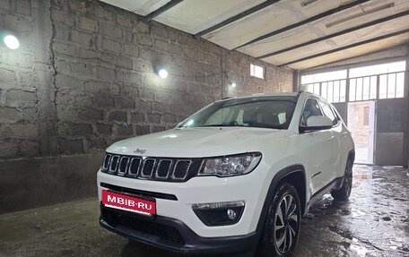 Jeep Compass II, 2020 год, 2 700 000 рублей, 1 фотография