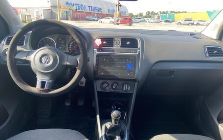 Volkswagen Polo VI (EU Market), 2012 год, 1 100 000 рублей, 11 фотография