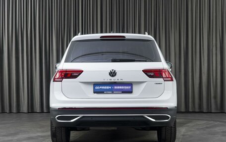 Volkswagen Tiguan II, 2021 год, 3 996 000 рублей, 4 фотография