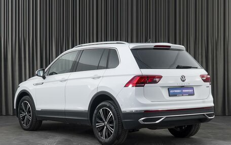 Volkswagen Tiguan II, 2021 год, 3 996 000 рублей, 2 фотография