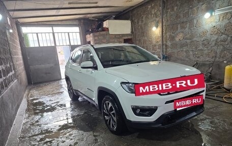 Jeep Compass II, 2020 год, 2 700 000 рублей, 2 фотография