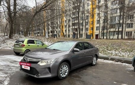 Toyota Camry, 2015 год, 2 100 000 рублей, 3 фотография