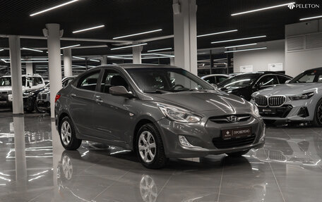 Hyundai Solaris II рестайлинг, 2012 год, 690 000 рублей, 2 фотография