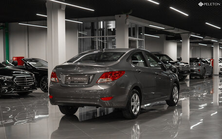 Hyundai Solaris II рестайлинг, 2012 год, 690 000 рублей, 5 фотография