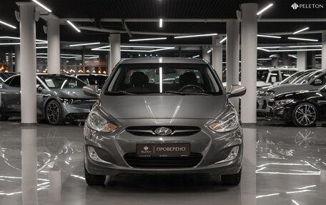 Hyundai Solaris II рестайлинг, 2012 год, 690 000 рублей, 3 фотография