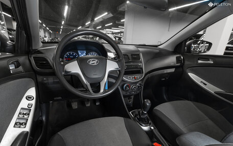 Hyundai Solaris II рестайлинг, 2012 год, 690 000 рублей, 8 фотография