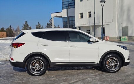 Hyundai Santa Fe III рестайлинг, 2016 год, 2 330 000 рублей, 4 фотография