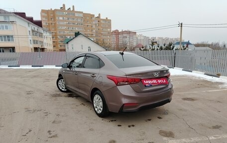 Hyundai Solaris II рестайлинг, 2018 год, 1 380 000 рублей, 10 фотография