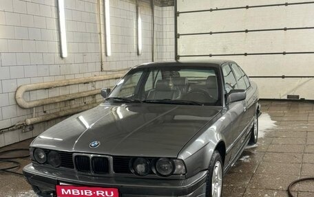 BMW 5 серия, 1991 год, 595 000 рублей, 3 фотография