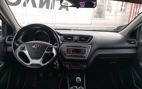 KIA Rio III рестайлинг, 2015 год, 864 000 рублей, 5 фотография