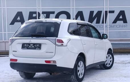 Mitsubishi Outlander III рестайлинг 3, 2012 год, 1 397 000 рублей, 2 фотография