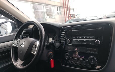 Mitsubishi Outlander III рестайлинг 3, 2012 год, 1 397 000 рублей, 6 фотография