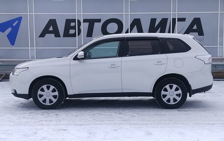 Mitsubishi Outlander III рестайлинг 3, 2012 год, 1 397 000 рублей, 4 фотография