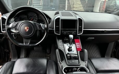 Porsche Cayenne III, 2014 год, 2 850 000 рублей, 10 фотография