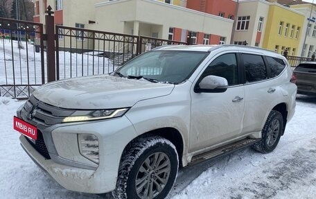 Mitsubishi Pajero Sport III рестайлинг, 2021 год, 3 100 000 рублей, 2 фотография