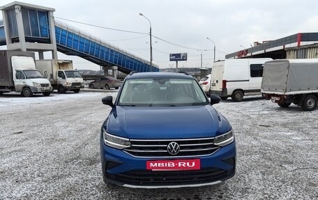 Volkswagen Tiguan II, 2021 год, 3 150 000 рублей, 5 фотография