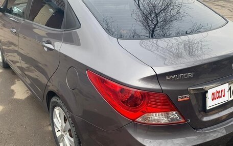 Hyundai Solaris II рестайлинг, 2011 год, 790 000 рублей, 4 фотография