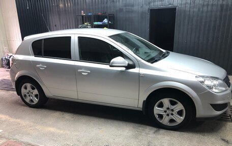 Opel Astra H, 2013 год, 710 000 рублей, 2 фотография