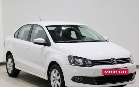 Volkswagen Polo VI (EU Market), 2012 год, 940 000 рублей, 3 фотография