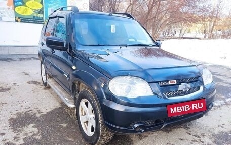 Chevrolet Niva I рестайлинг, 2015 год, 558 000 рублей, 3 фотография