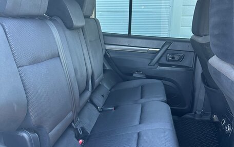 Mitsubishi Pajero IV, 2010 год, 1 499 000 рублей, 19 фотография