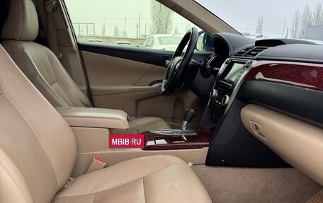 Toyota Camry, 2012 год, 1 600 000 рублей, 17 фотография