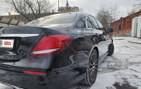 Mercedes-Benz E-Класс, 2019 год, 3 299 000 рублей, 5 фотография