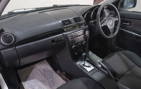 Mazda Axela, 2006 год, 629 000 рублей, 17 фотография