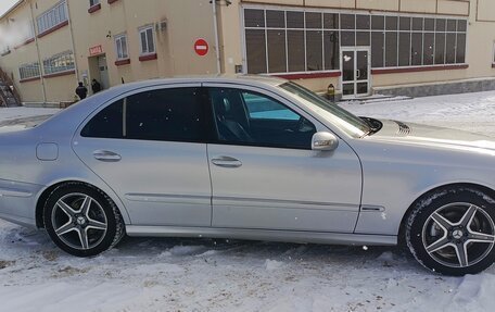 Mercedes-Benz E-Класс, 2002 год, 750 000 рублей, 10 фотография