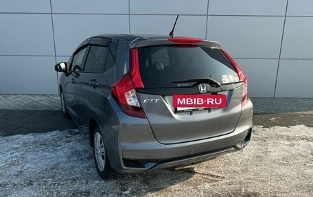 Honda Fit III, 2018 год, 1 265 000 рублей, 7 фотография