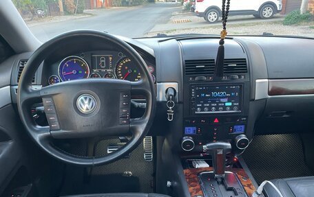 Volkswagen Touareg III, 2006 год, 1 190 000 рублей, 28 фотография