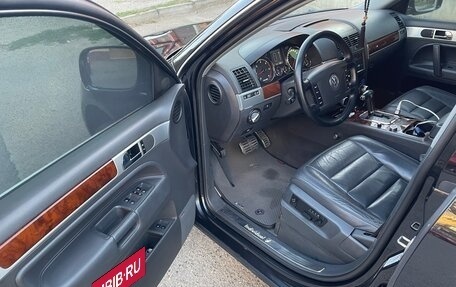 Volkswagen Touareg III, 2006 год, 1 190 000 рублей, 26 фотография