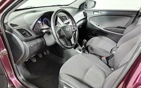 Hyundai Solaris II рестайлинг, 2012 год, 770 000 рублей, 20 фотография