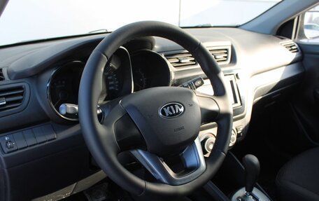 KIA Rio III рестайлинг, 2013 год, 809 000 рублей, 13 фотография