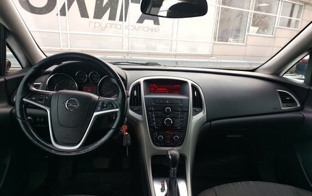 Opel Astra J, 2011 год, 736 000 рублей, 5 фотография