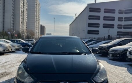 Hyundai Solaris II рестайлинг, 2011 год, 590 000 рублей, 2 фотография