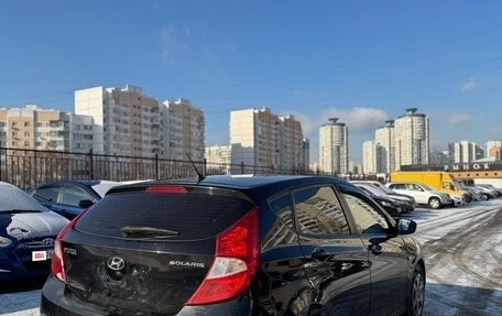 Hyundai Solaris II рестайлинг, 2011 год, 590 000 рублей, 4 фотография