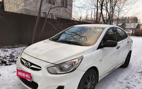 Hyundai Solaris II рестайлинг, 2013 год, 475 000 рублей, 4 фотография