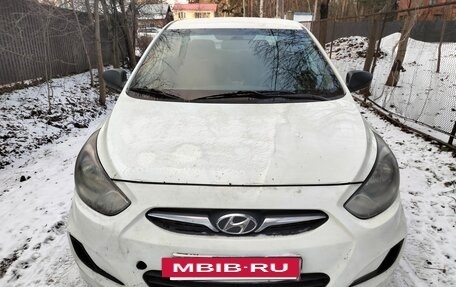 Hyundai Solaris II рестайлинг, 2013 год, 475 000 рублей, 6 фотография