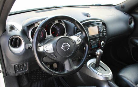 Nissan Juke II, 2011 год, 940 000 рублей, 15 фотография