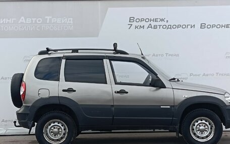 Chevrolet Niva I рестайлинг, 2011 год, 450 000 рублей, 4 фотография