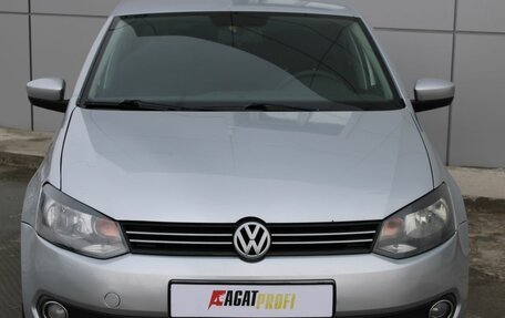 Volkswagen Polo VI (EU Market), 2013 год, 729 000 рублей, 2 фотография