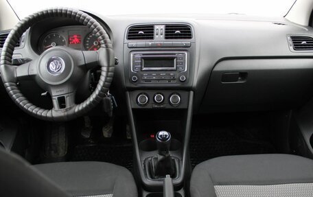 Volkswagen Polo VI (EU Market), 2013 год, 729 000 рублей, 12 фотография