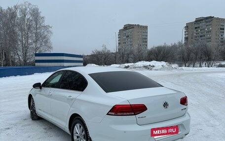 Volkswagen Passat B8 рестайлинг, 2016 год, 1 740 000 рублей, 6 фотография