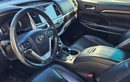 Toyota Highlander III, 2014 год, 2 900 000 рублей, 5 фотография