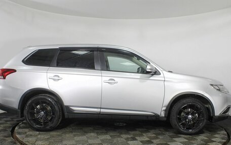 Mitsubishi Outlander III рестайлинг 3, 2015 год, 1 464 000 рублей, 4 фотография