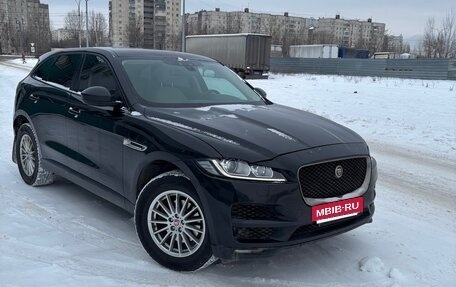 Jaguar F-Pace, 2017 год, 2 200 000 рублей, 2 фотография