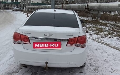 Chevrolet Cruze II, 2011 год, 630 000 рублей, 3 фотография