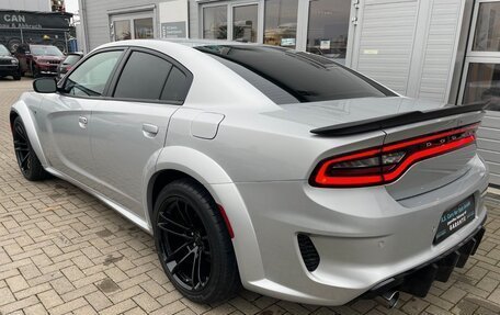 Dodge Charger, 2022 год, 7 800 000 рублей, 3 фотография