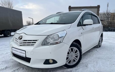 Toyota Verso I, 2012 год, 1 399 900 рублей, 3 фотография